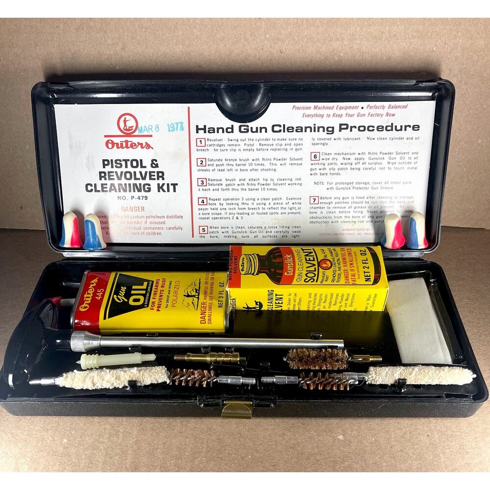 Outers P479 Pistol Revolver Cleaning Kit 1977‎ Vintage Gun Cleaning Set w/ Case